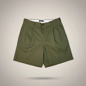 Lands’ End Traditional Fit Men’s Size 33 Khaki Green Shorts 100% Cotton